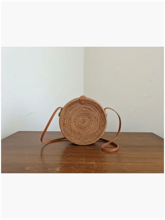 Handmade Rattan Crossbody Bag - Woven Straw Hobo Purse - Lightweight - Picture 1 of 7